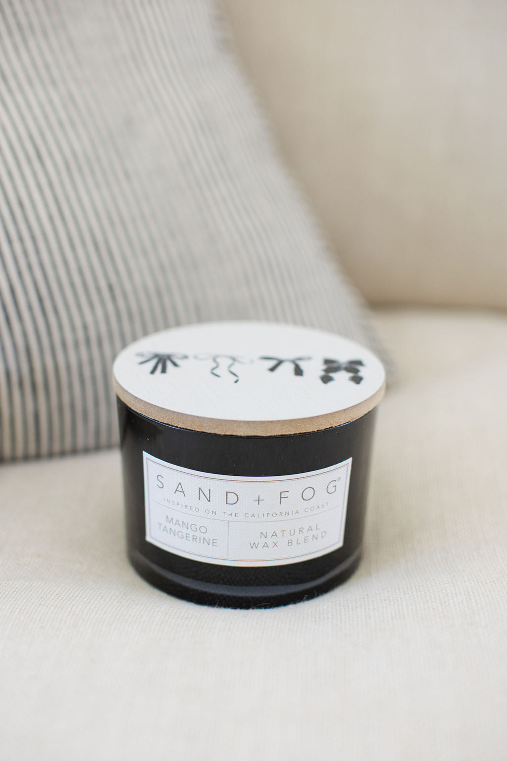Scented Mango Tangerine 12 oz scented candle
