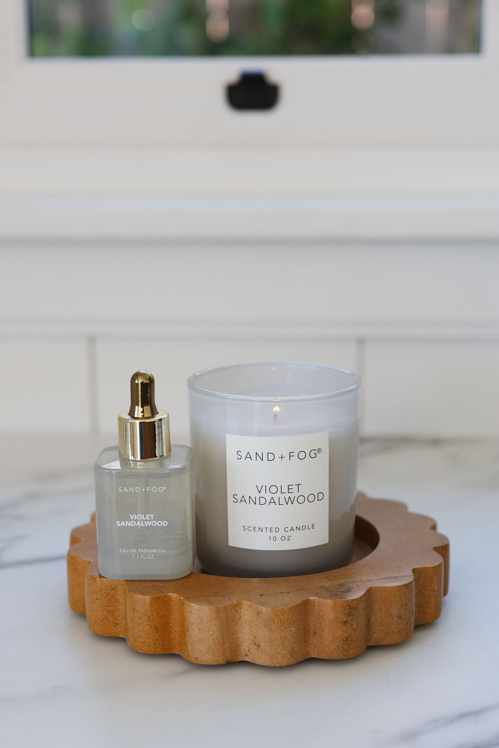 Scented Violet Sandalwood 10 oz scented candle