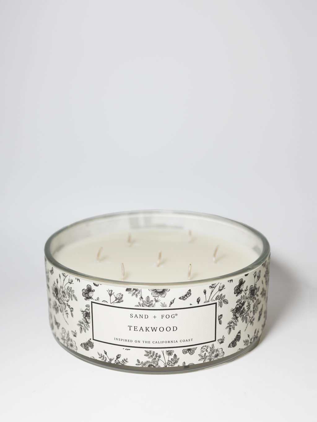 Scented Teakwood 34 oz scented candle