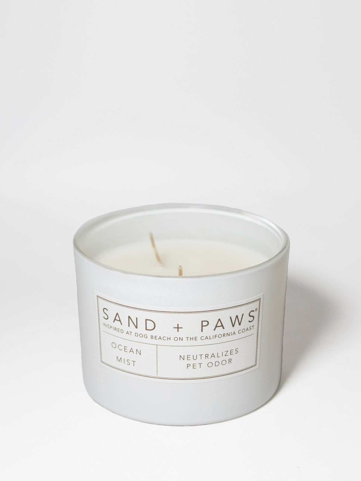 Scented Sand + Paws Ocean Mist 12 oz scented candle