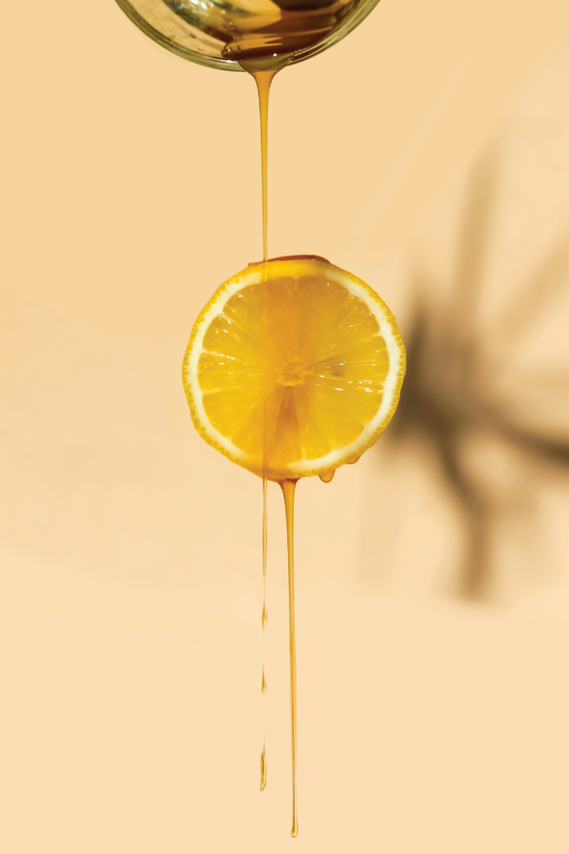 Scented Sweet Lemon 12 oz scented candle