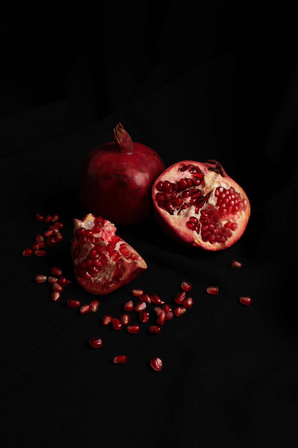 Scented Pomegranate Noir 10 oz scented candle