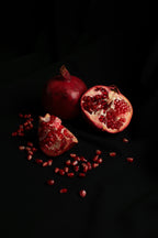 Scented Pomegranate Noir 10 oz scented candle